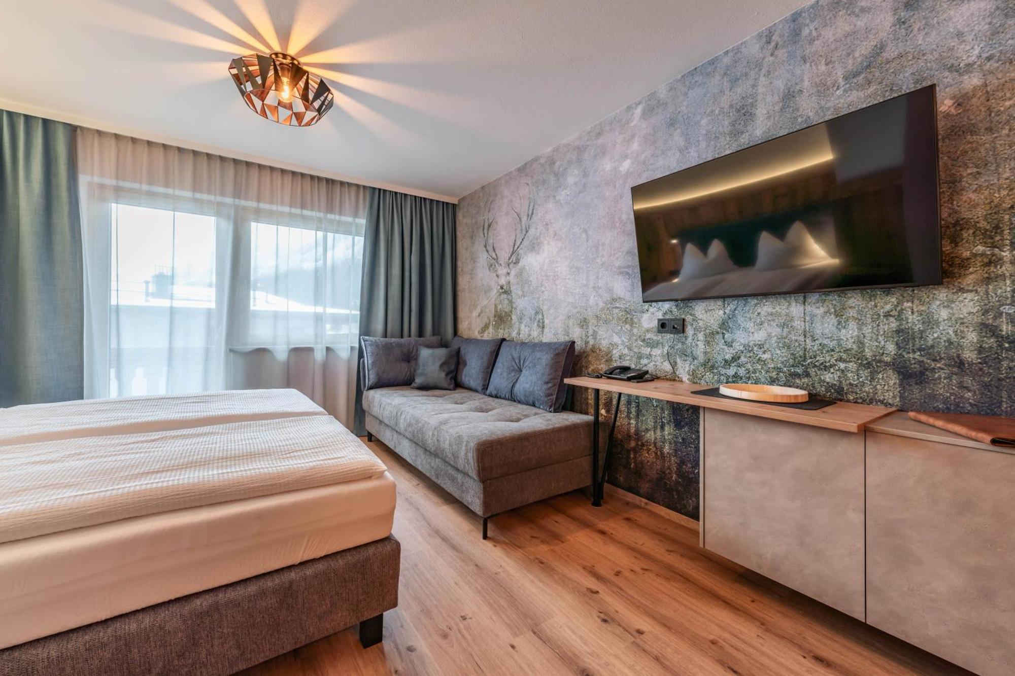 Hotel Garni Montana Mayrhofen